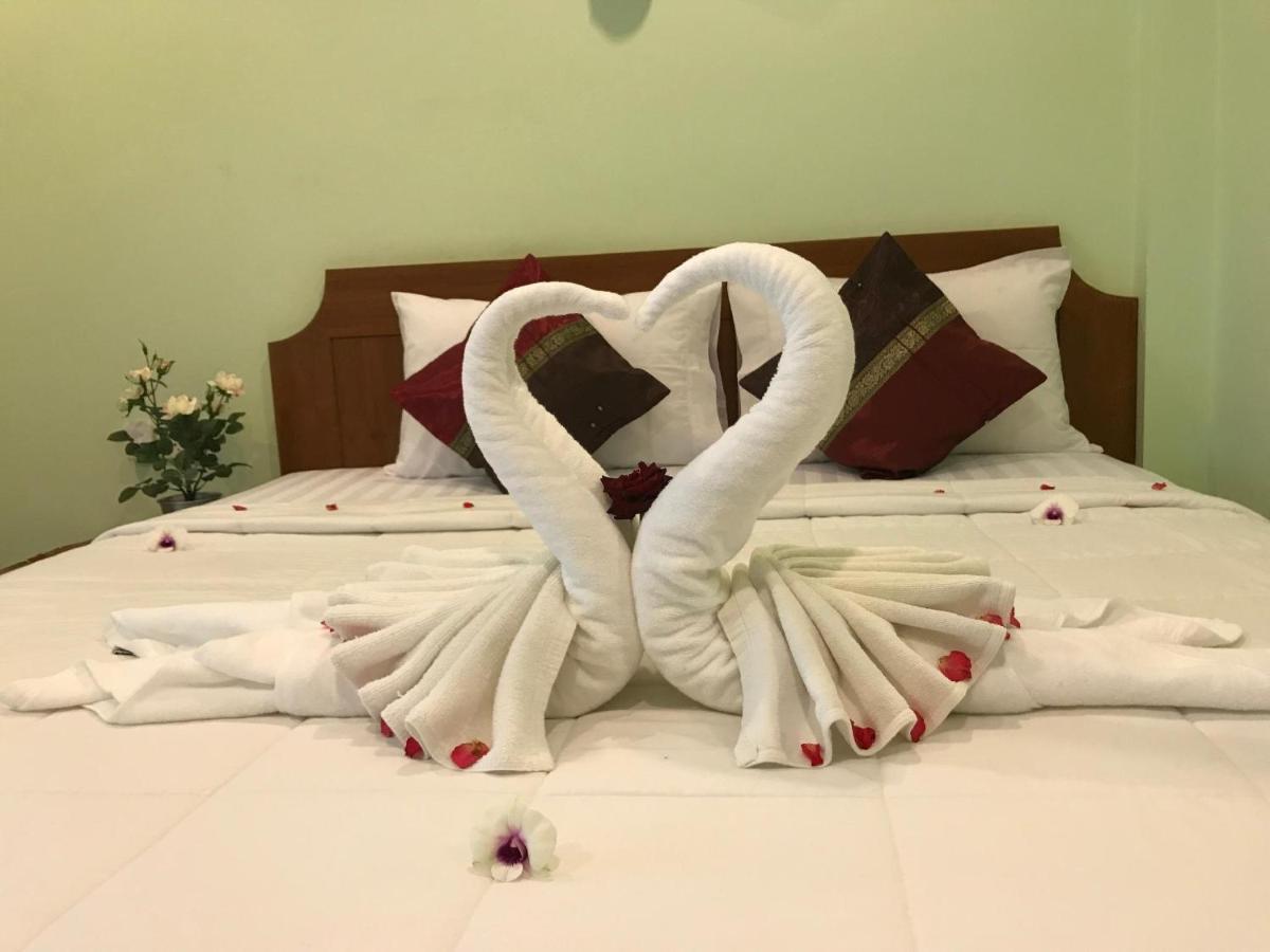 Kasemsuk Guesthouse Sha Extra Plus Karon エクステリア 写真