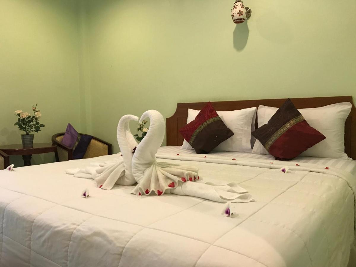 Kasemsuk Guesthouse Sha Extra Plus Karon エクステリア 写真